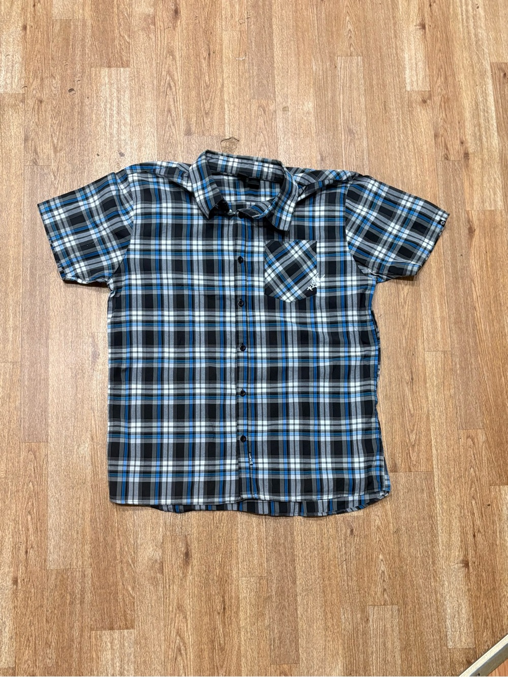 Rusty Black and Blue Plaid Short-Sleeve Button-Down Shirt